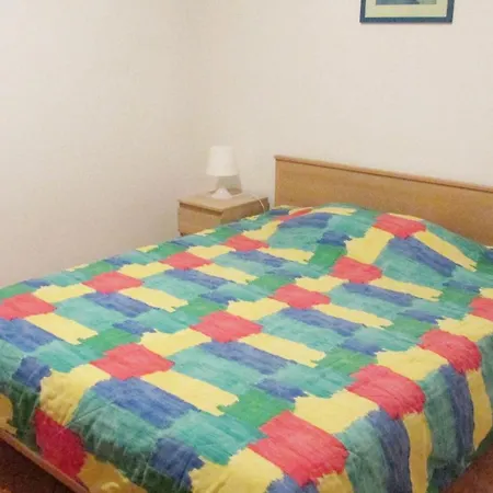 Apartment Apartments By The Sea Cres - 8095