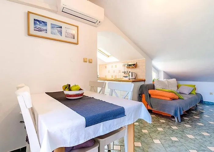 Apartment Apartments By The Sea Cres - 8095 Cres